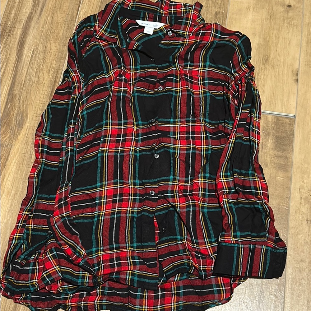 Old Navy Red and Black Plaid Button Down Shirt